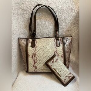 Pre-Owned Brahmin Medium  Asher Tote & Ady Wallet Sky Carlisle